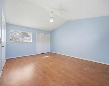 3401 Cypress Head Court - Photo Thumbnail 9