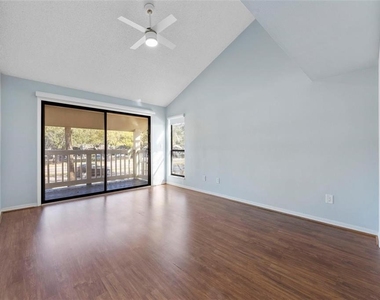 3401 Cypress Head Court - Photo Thumbnail 13
