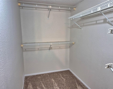 3025 Bonaventure Circle - Photo Thumbnail 12
