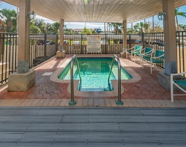 10355 Paradise Boulevard - Photo Thumbnail 26