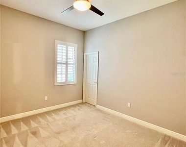 19237 Falcon Crest Boulevard - Photo Thumbnail 37