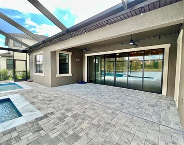 19237 Falcon Crest Boulevard - Photo Thumbnail 48