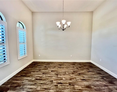 19237 Falcon Crest Boulevard - Photo Thumbnail 6