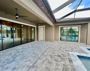 19237 Falcon Crest Boulevard - Photo Thumbnail 49