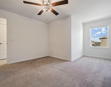 4607 Tuscan Loon Drive - Photo Thumbnail 24