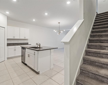 4607 Tuscan Loon Drive - Photo Thumbnail 11