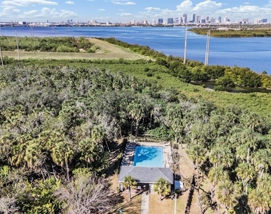 4607 Tuscan Loon Drive - Photo Thumbnail 38