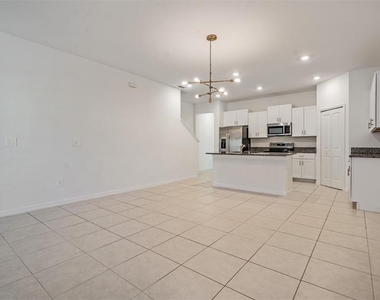 4607 Tuscan Loon Drive - Photo Thumbnail 14