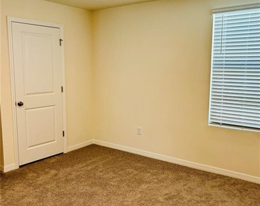 13649 Whiskey Daisy Drive - Photo Thumbnail 14