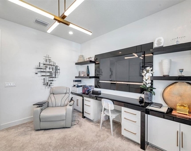 32203 Mahogany Drive - Photo Thumbnail 7