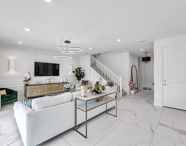 32203 Mahogany Drive - Photo Thumbnail 11