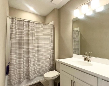 1000 Teal Creek Drive - Photo Thumbnail 22
