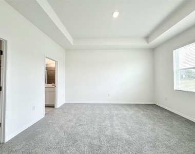 4730 Nw 39th Street Road - Photo Thumbnail 8