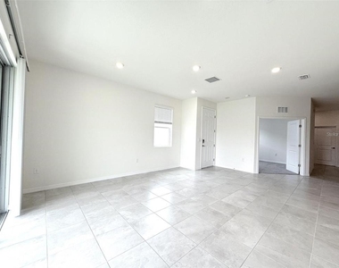 4730 Nw 39th Street Road - Photo Thumbnail 7