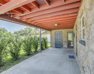 121 S Triplet Lake Drive - Photo Thumbnail 3