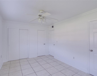 121 S Triplet Lake Drive - Photo Thumbnail 14