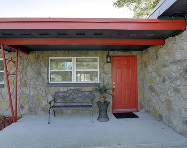 121 S Triplet Lake Drive - Photo Thumbnail 2