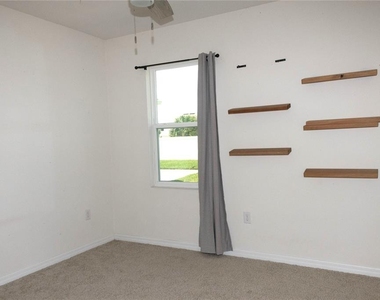 3940 Silverstream Terrace - Photo Thumbnail 3