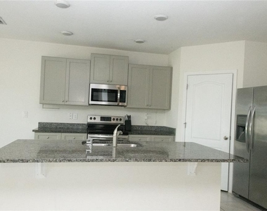 3940 Silverstream Terrace - Photo Thumbnail 27