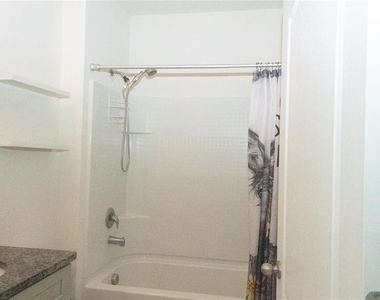 3940 Silverstream Terrace - Photo Thumbnail 30