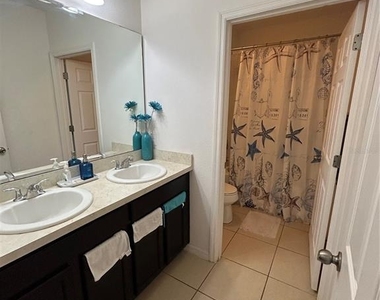 9213 Halsey Dr - Photo Thumbnail 11