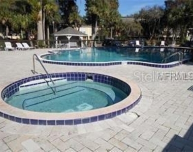 3992 Versailles Drive - Photo Thumbnail 9