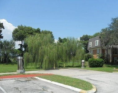 3992 Versailles Drive - Photo Thumbnail 17