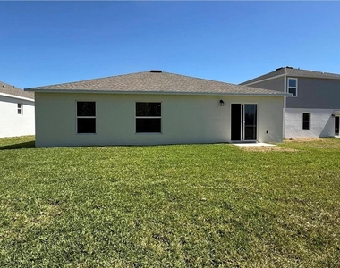 5300 Dagenham Dr - Photo Thumbnail 2