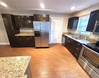 622 Green Meadow Avenue - Photo Thumbnail 7