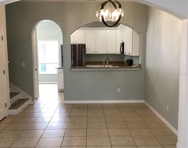 11932 Deer Path Way - Photo Thumbnail 2