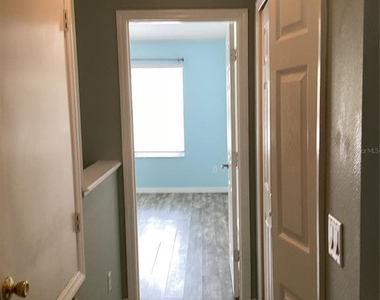 11932 Deer Path Way - Photo Thumbnail 13