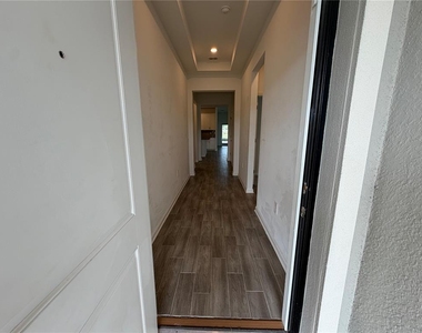 6464 Needle Way - Photo Thumbnail 7