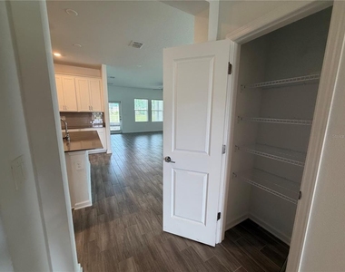 6464 Needle Way - Photo Thumbnail 19