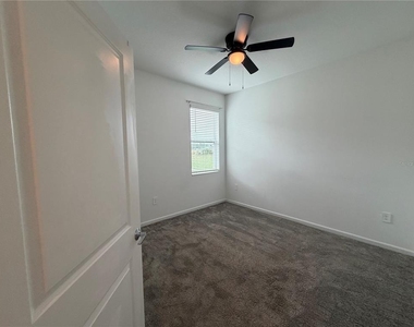 6464 Needle Way - Photo Thumbnail 14