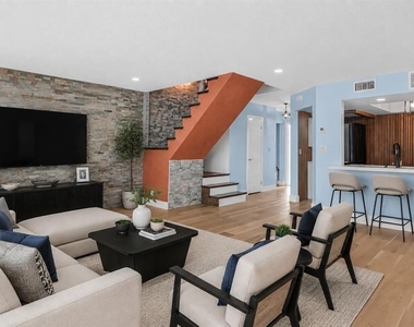 7 Emerald Court - Photo Thumbnail 14