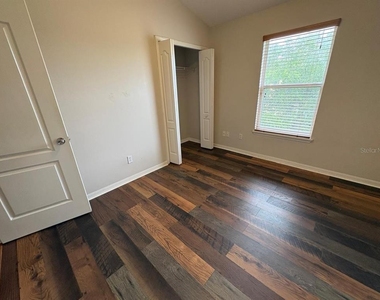10907 Derringer Drive - Photo Thumbnail 22
