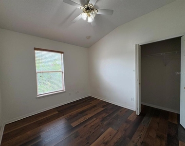 10907 Derringer Drive - Photo Thumbnail 18