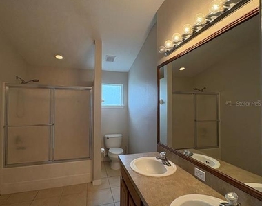 10907 Derringer Drive - Photo Thumbnail 14