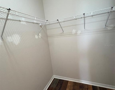 10907 Derringer Drive - Photo Thumbnail 13