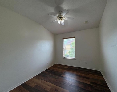 10907 Derringer Drive - Photo Thumbnail 19