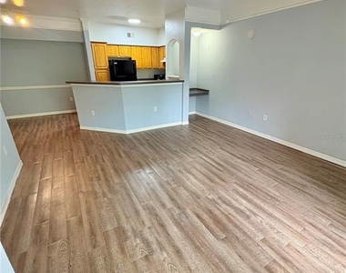 6412 Queens Borough Avenue - Photo Thumbnail 16