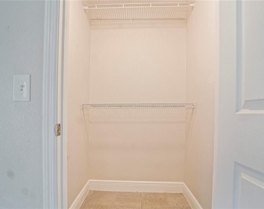 1517 N Grandview Street - Photo Thumbnail 23
