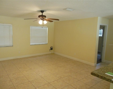 213 Buttonwood Avenue - Photo Thumbnail 2