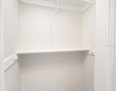 616 Ellendale Drive - Photo Thumbnail 15