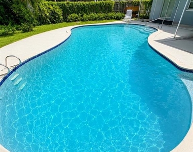 616 Ellendale Drive - Photo Thumbnail 19