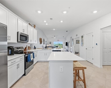17505 Opal Sand Court - Photo Thumbnail 11