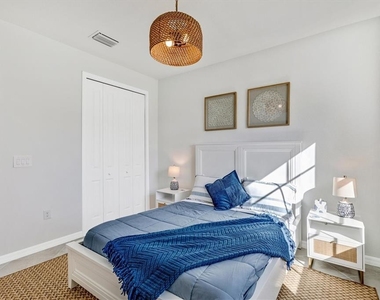 17617 Santorini Court - Photo Thumbnail 34