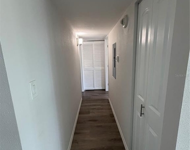 21287 Gertrude Avenue - Photo Thumbnail 5
