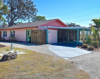 7037 Duke Street - Photo Thumbnail 30