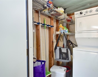 7037 Duke Street - Photo Thumbnail 24